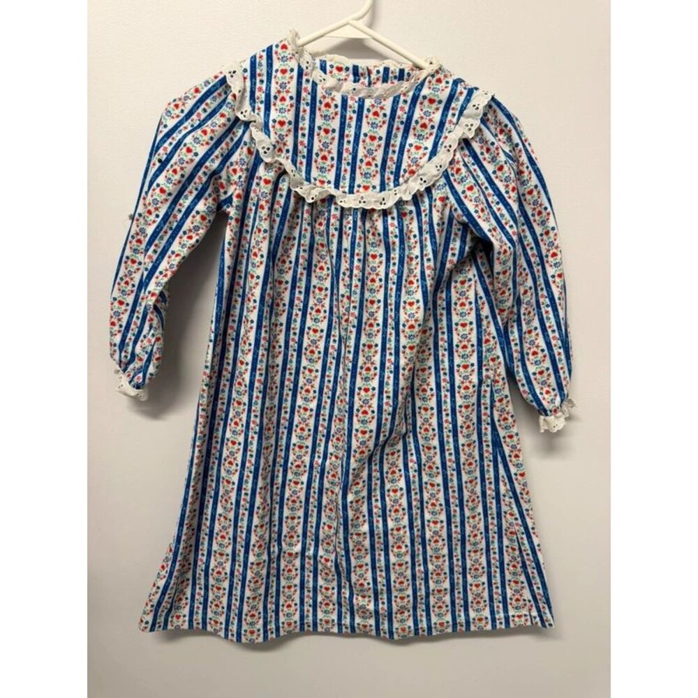 Lanz of Salzburg flannel girl pajama nightgown with eyelet detail
